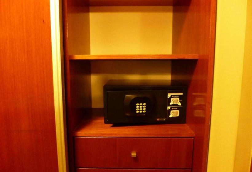 فندق Garden House