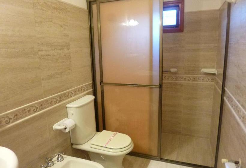 فندق Garden House