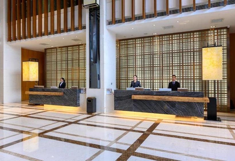 فندق Ramada By Wyndham Zhengzhou East