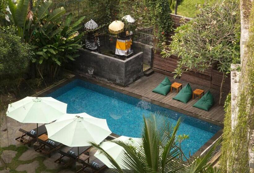 Grandmas Plus Hotel Airport