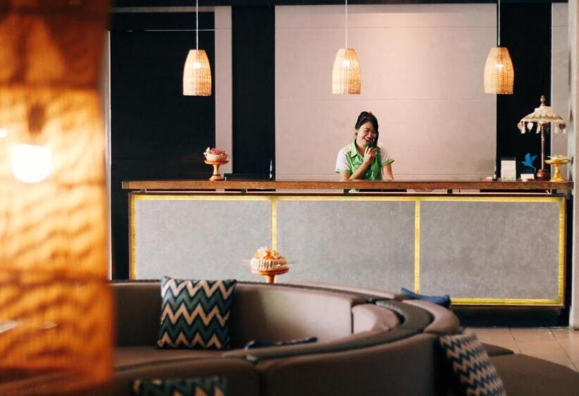 Grandmas Plus Hotel Airport