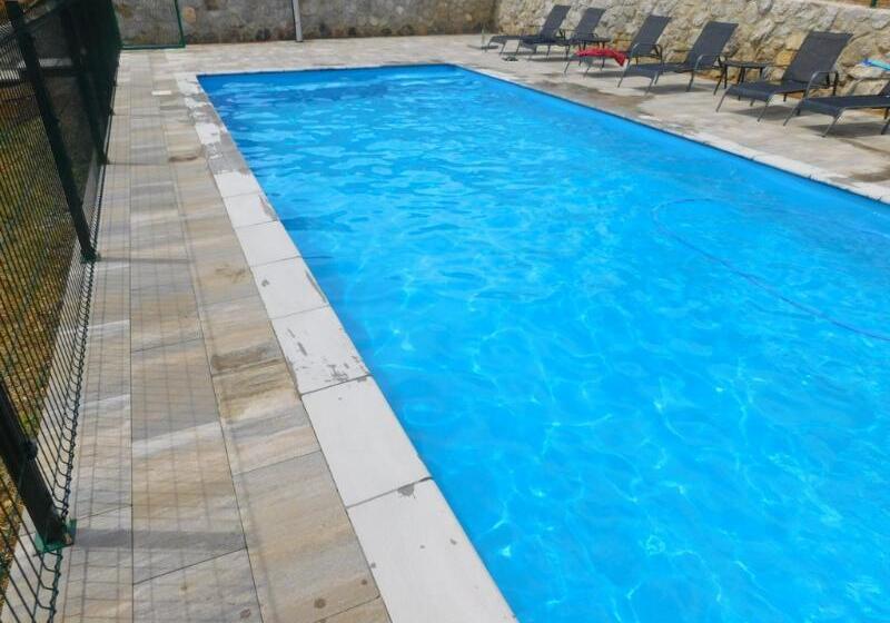 فندق Guesthouse Sara