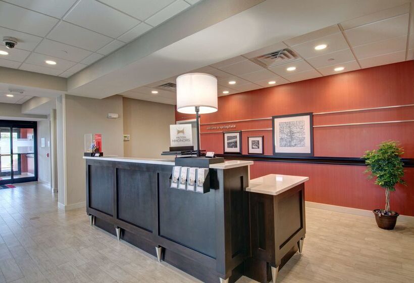 هتل Hampton Inn & Suites Springfield/downtown