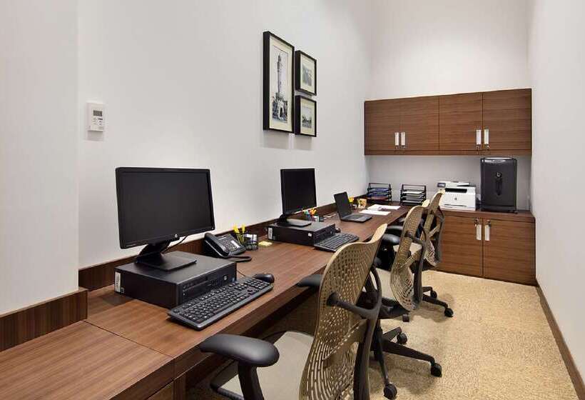 Hotel Hilton Garden Inn Izmir Bayrakli