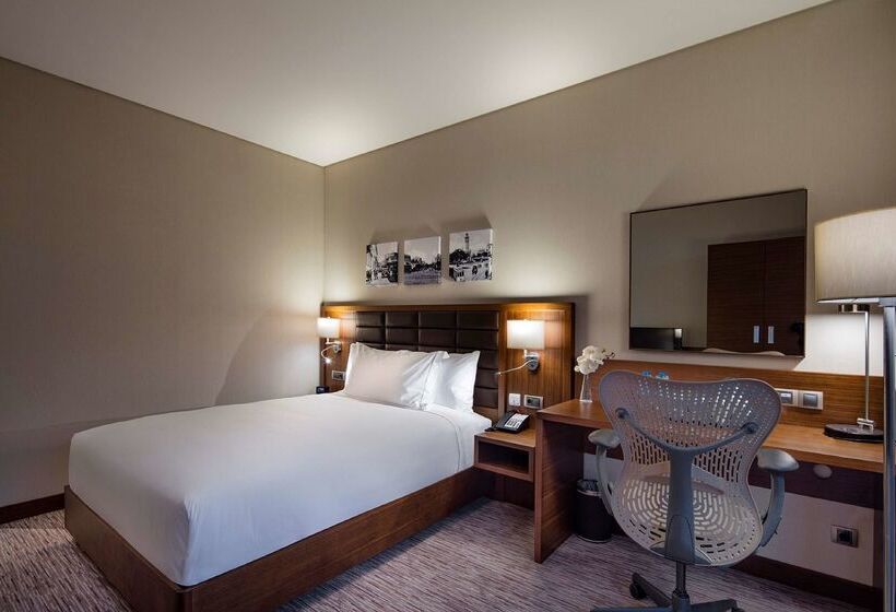 Hotel Hilton Garden Inn Izmir Bayrakli