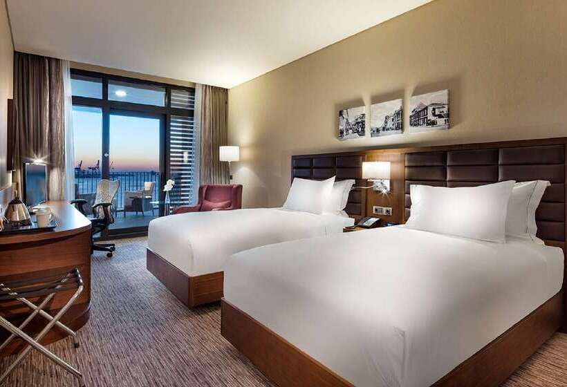 Hotel Hilton Garden Inn Izmir Bayrakli