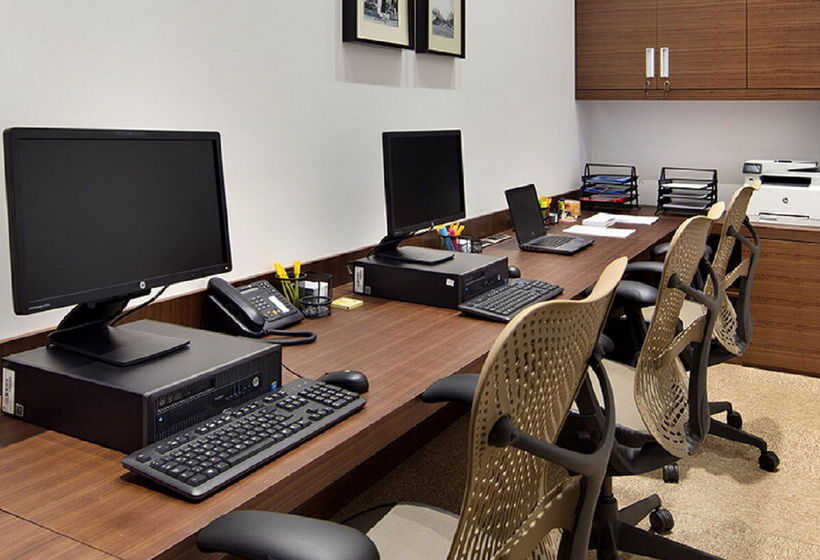 Hotel Hilton Garden Inn Izmir Bayrakli