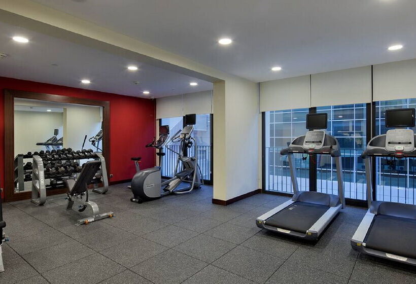 Hotel Hilton Garden Inn Izmir Bayrakli