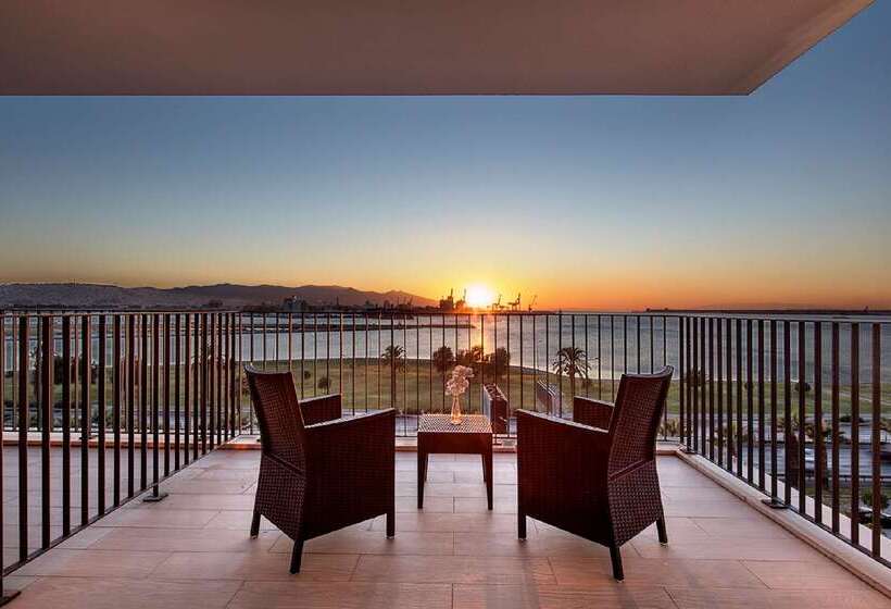 Hotel Hilton Garden Inn Izmir Bayrakli