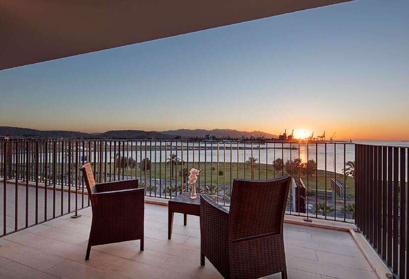 Hotel Hilton Garden Inn Izmir Bayrakli