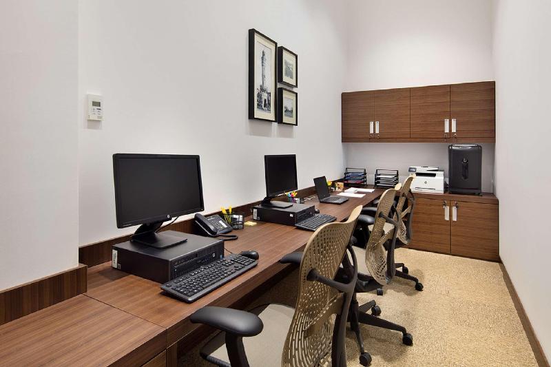 Hotel Hilton Garden Inn Izmir Bayrakli