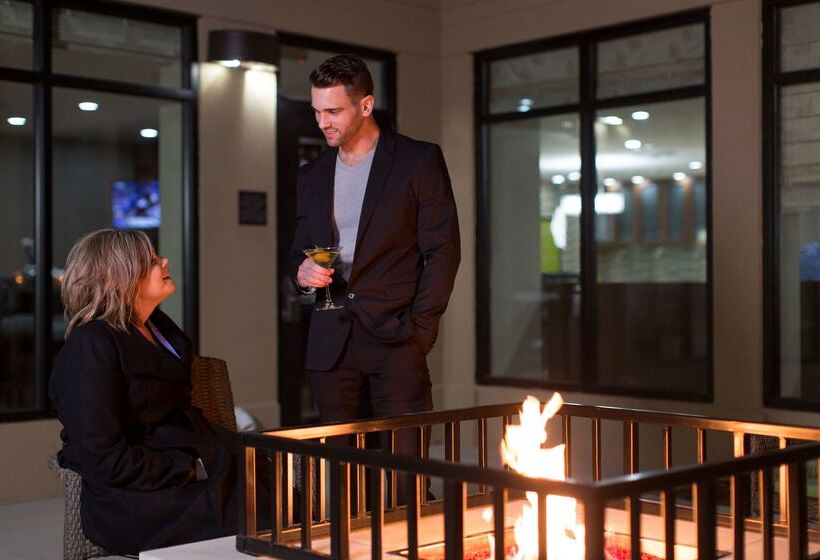 בית מלון כפרי Hilton Garden Inn Longview