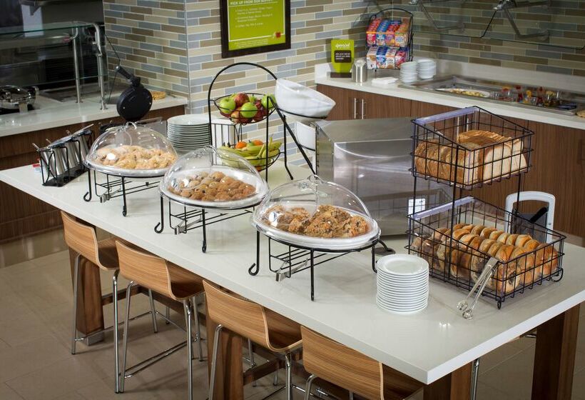 בית מלון כפרי Hilton Garden Inn Longview