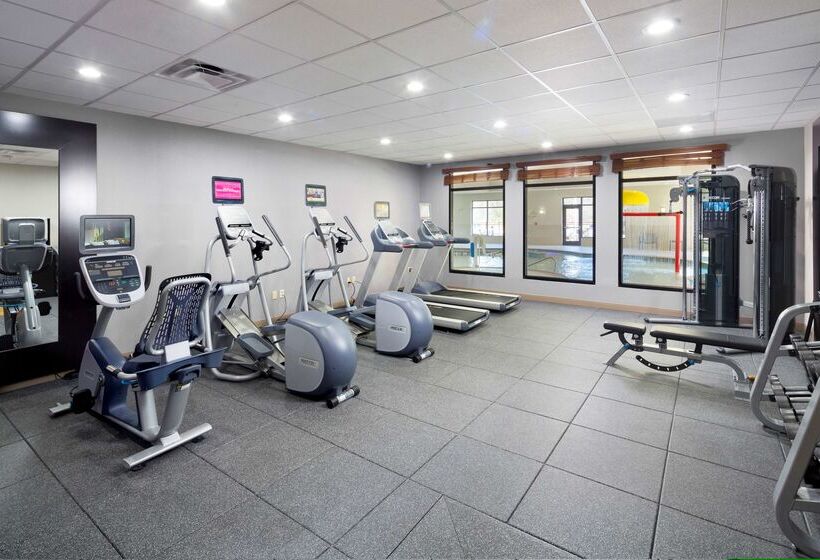 בית מלון כפרי Hilton Garden Inn Longview