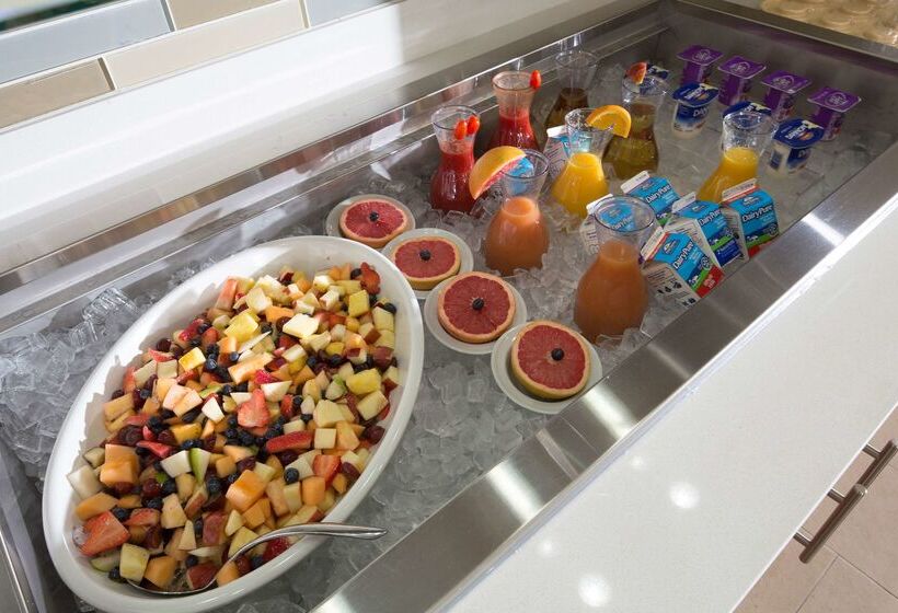 בית מלון כפרי Hilton Garden Inn Longview