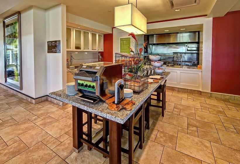 فندق Hilton Garden Inn Memphis/wolfchase Galleria