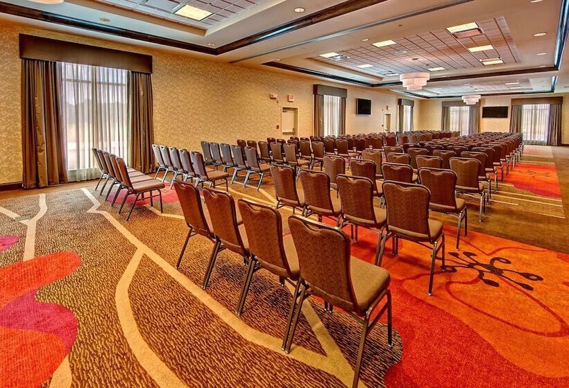 فندق Hilton Garden Inn Memphis/wolfchase Galleria