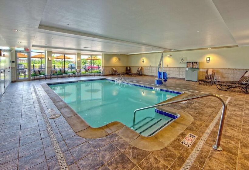 فندق Hilton Garden Inn Memphis/wolfchase Galleria