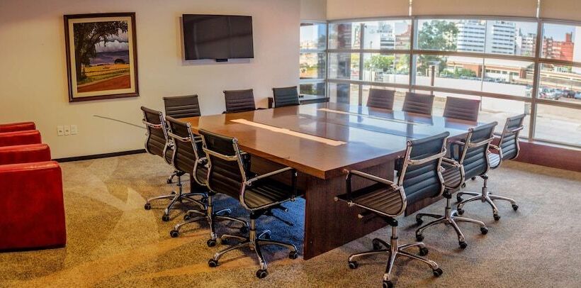 فندق Hilton Garden Inn Montevideo