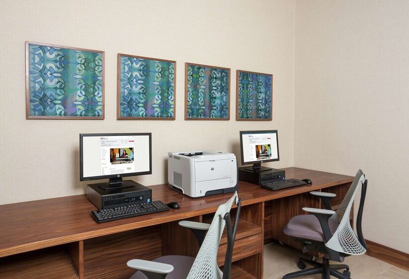 فندق Hilton Garden Inn Tanger City Center