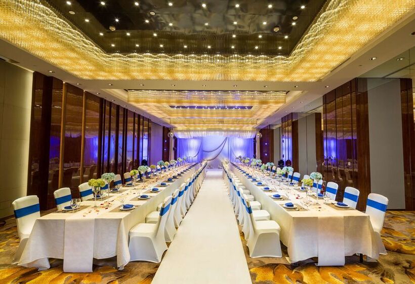 فندق Hilton Urumqi