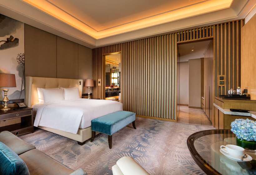 فندق Hilton Urumqi