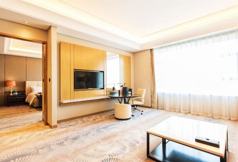 ホテル Hilton Urumqi