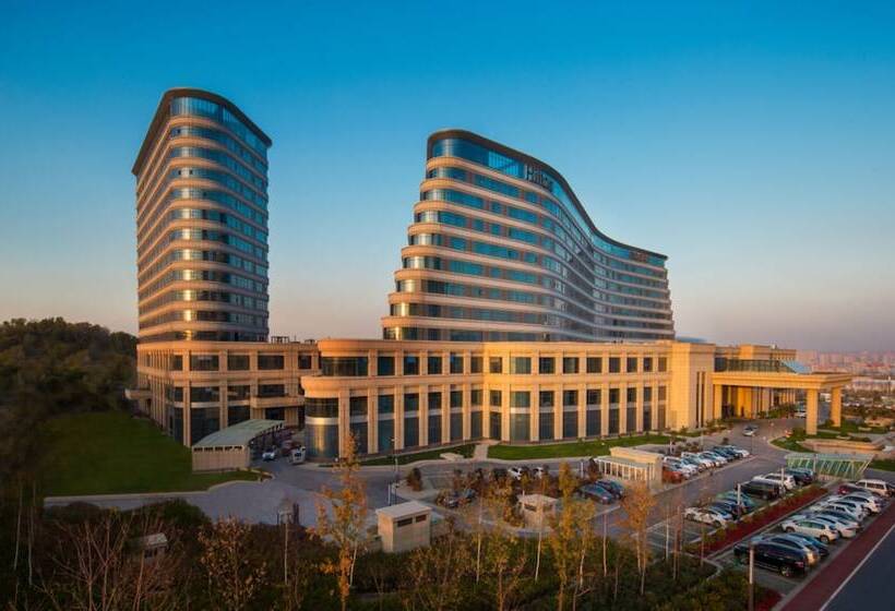 فندق Hilton Urumqi