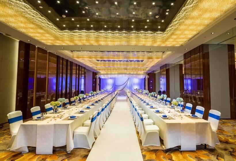 فندق Hilton Urumqi