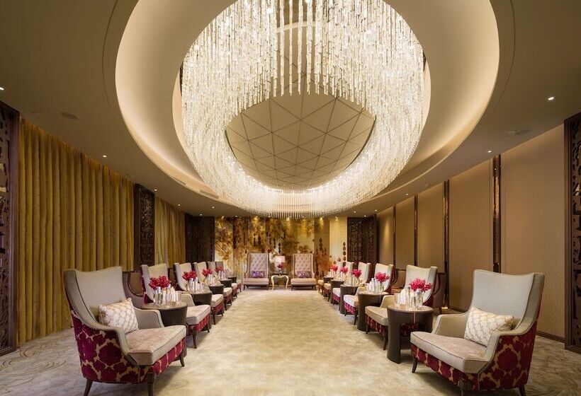 فندق Hilton Urumqi