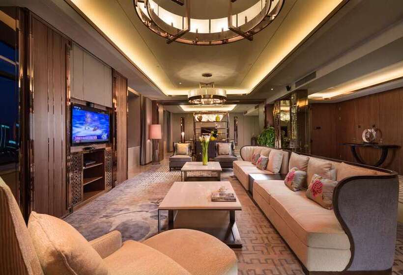 ホテル Hilton Urumqi