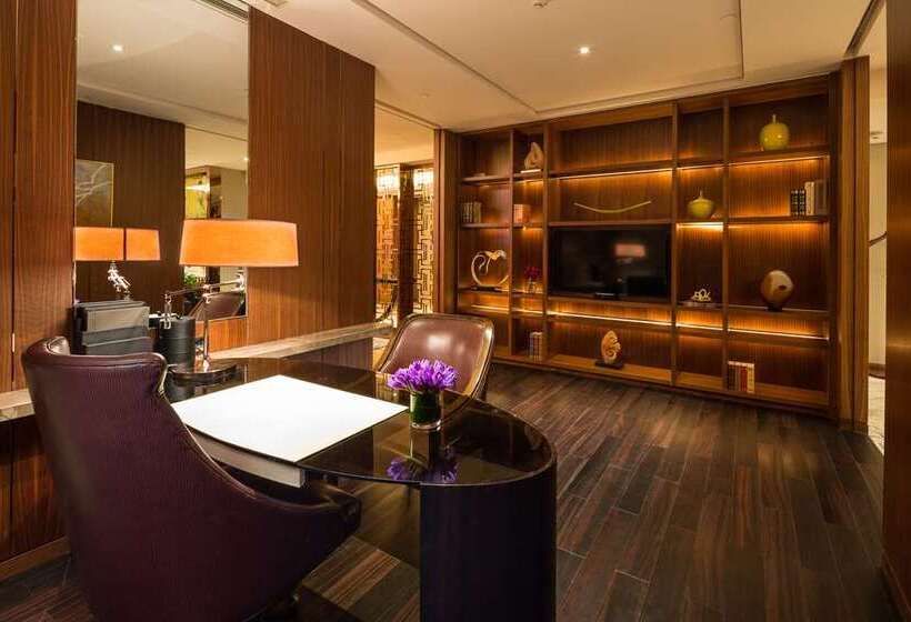 فندق Hilton Urumqi