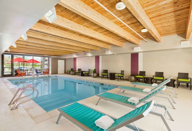 فندق Home2 Suites By Hilton Farmington/ Bloomfield