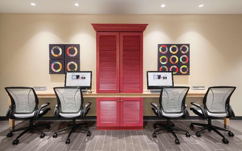 هتل Home2 Suites By Hilton St. Louis/forest Park