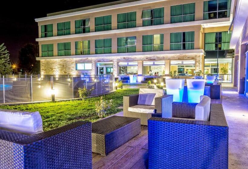 호텔 Howard Johnson Neuquen