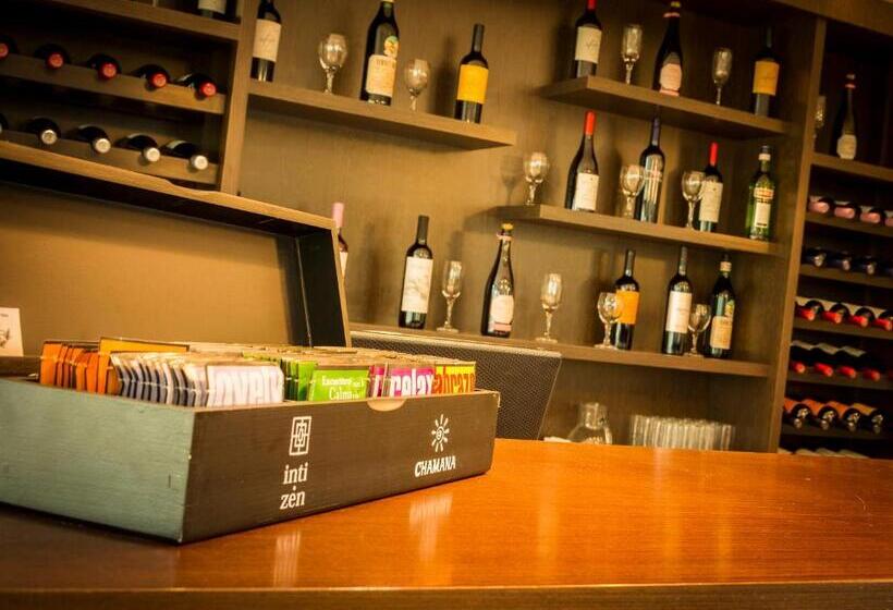 호텔 Howard Johnson Neuquen