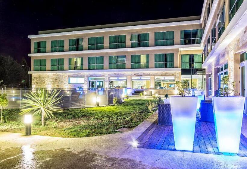 호텔 Howard Johnson Neuquen