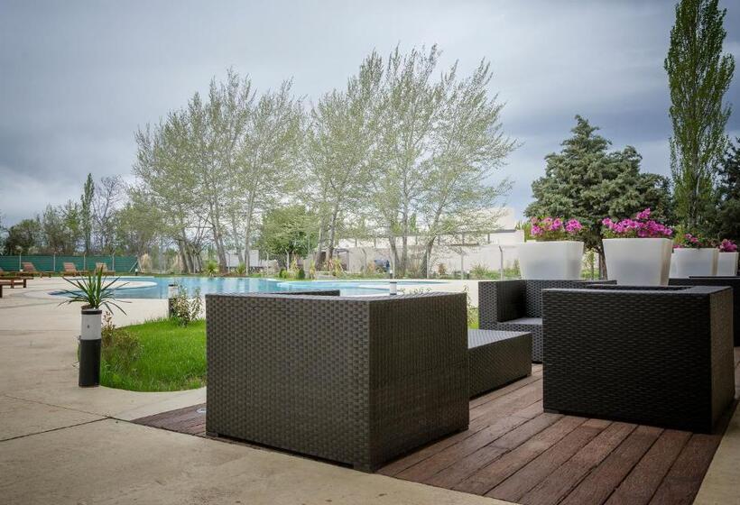 호텔 Howard Johnson Neuquen