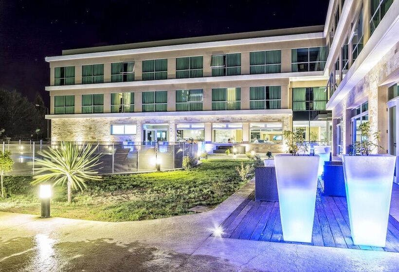 호텔 Howard Johnson Neuquen