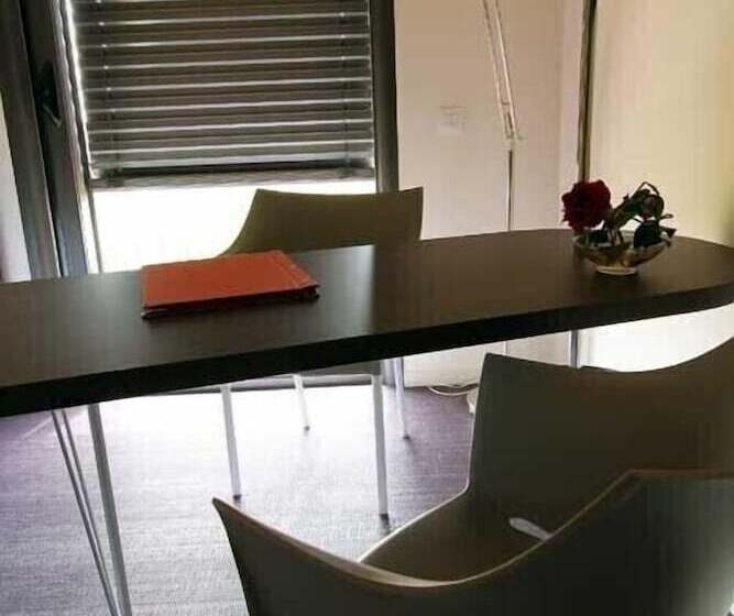 בית מלון כפרי Hôtel Restaurant La Montagne De Brancion