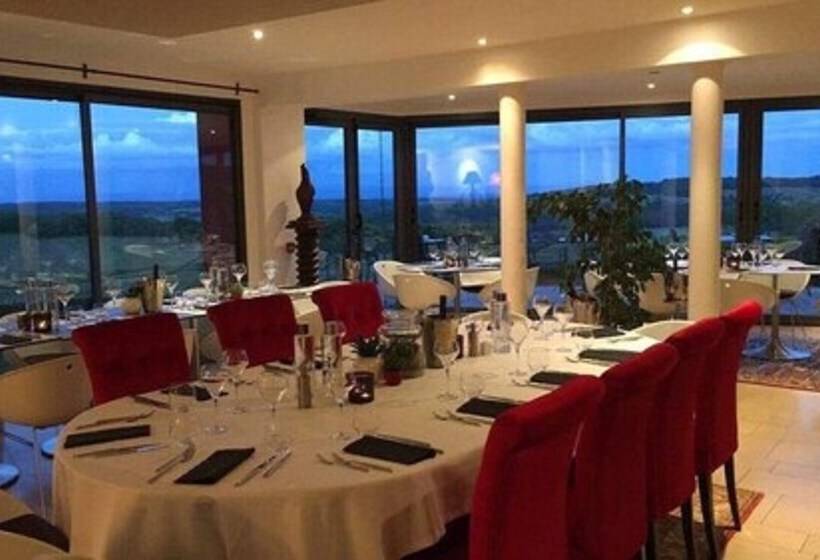 בית מלון כפרי Hôtel Restaurant La Montagne De Brancion