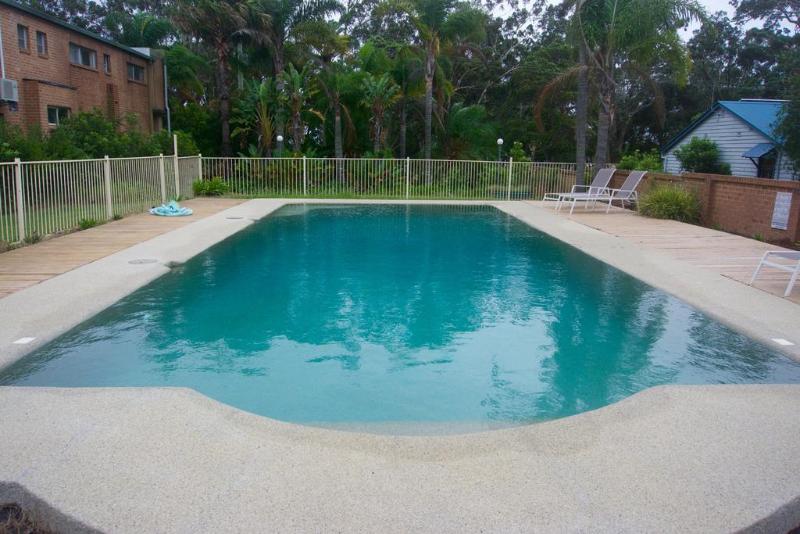 בית מלון כפרי Huskisson Bayside Resort