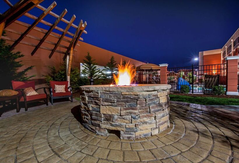 בית מלון כפרי Hyatt Place Bowling Green