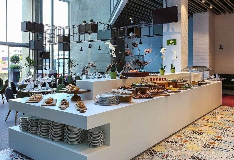 هتل Ibis Styles Dubai Jumeira