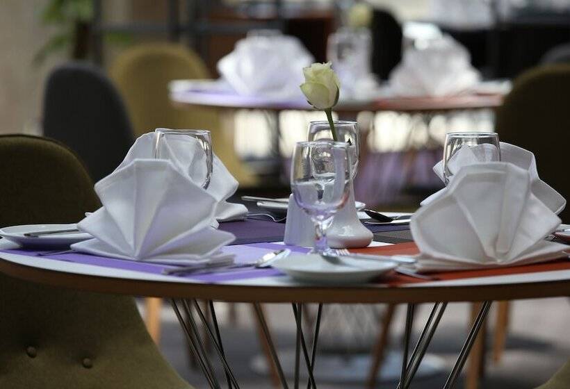 هتل Ibis Styles Dubai Jumeira