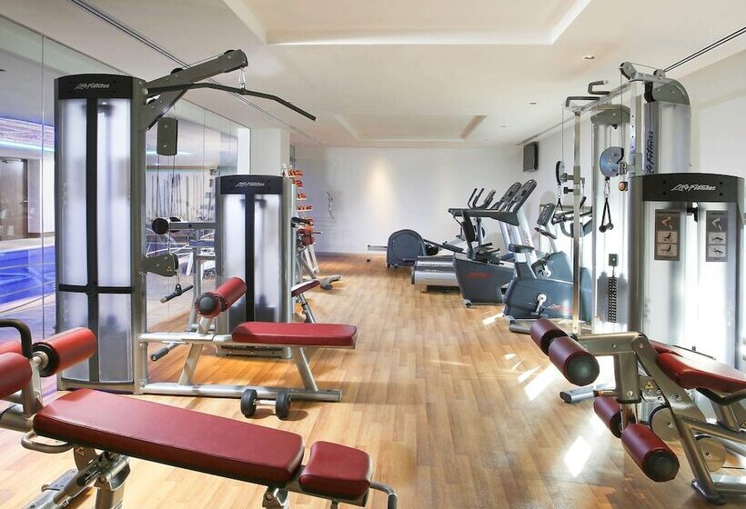 هتل Ibis Styles Dubai Jumeira