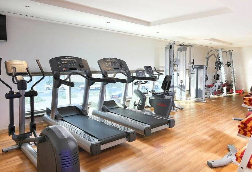 هتل Ibis Styles Dubai Jumeira