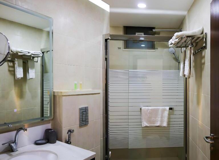 هتل Jordan Seasons