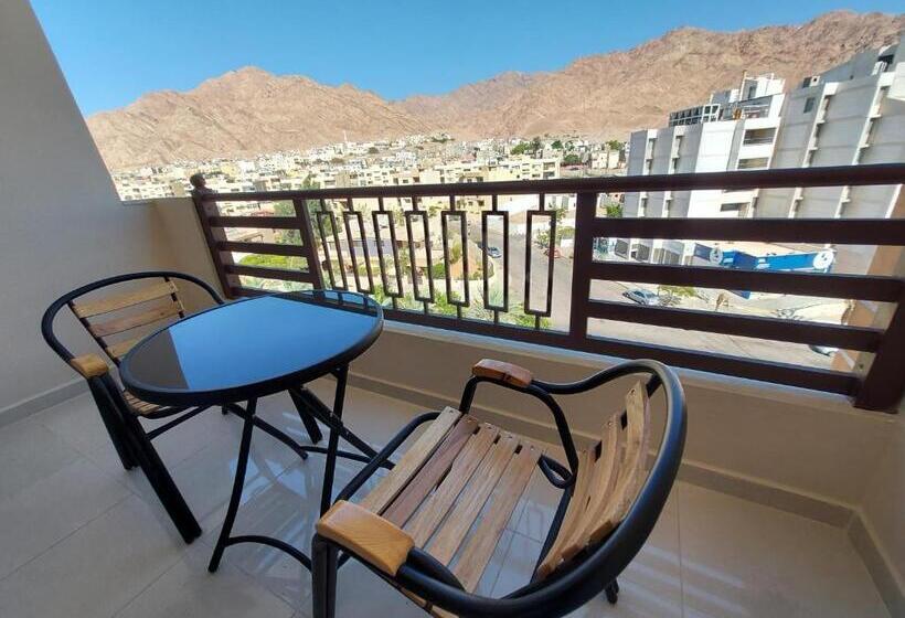 هتل Jordan Seasons