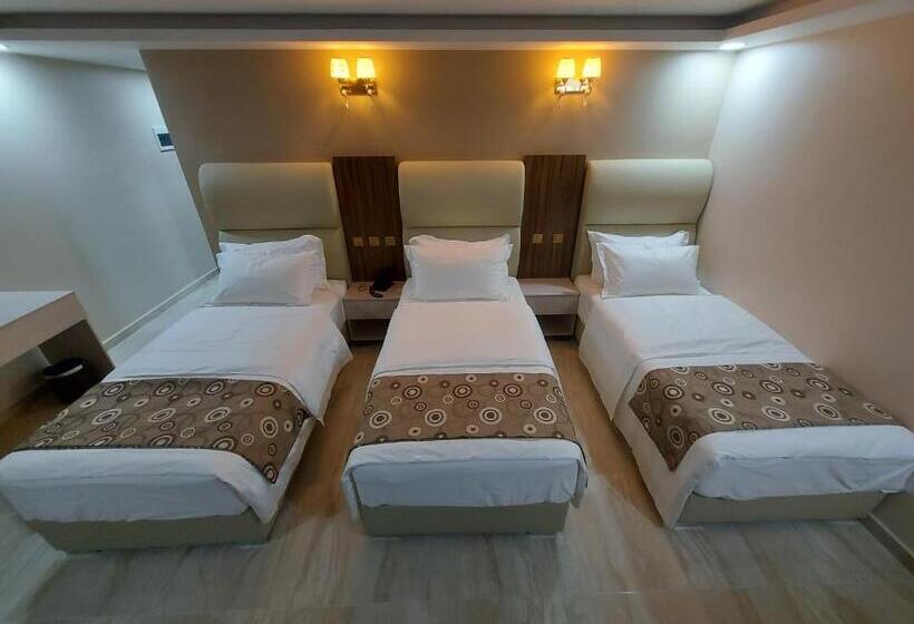 هتل Jordan Seasons